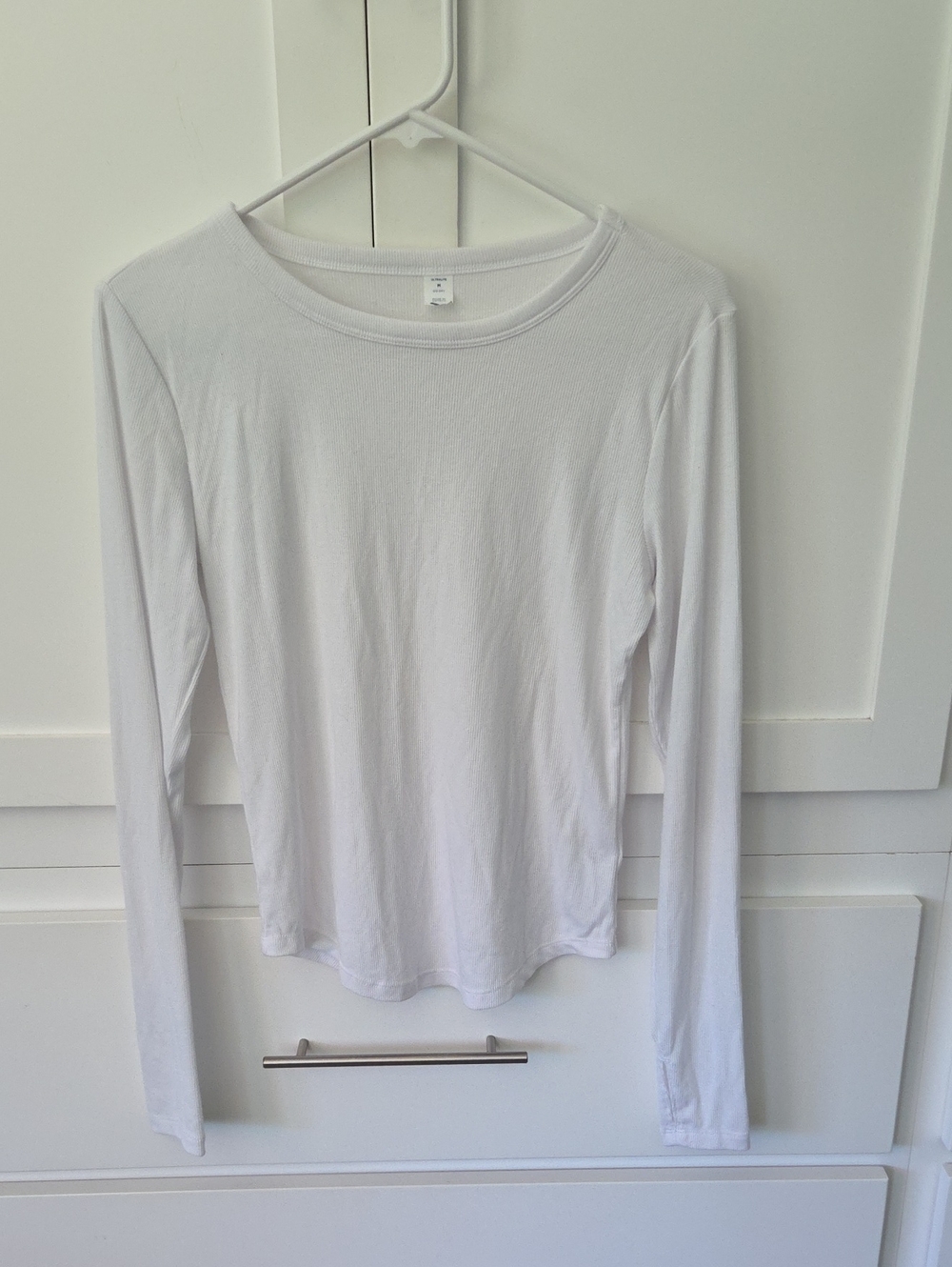 Women's Long-Sleeve Crewneck Tee - White